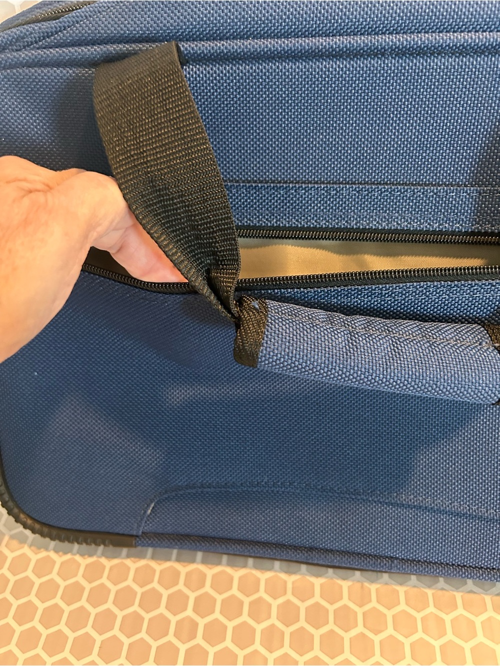 American Tourister Navy Blue Travel Carry-On Vintage Tote - Picture 4 of 7